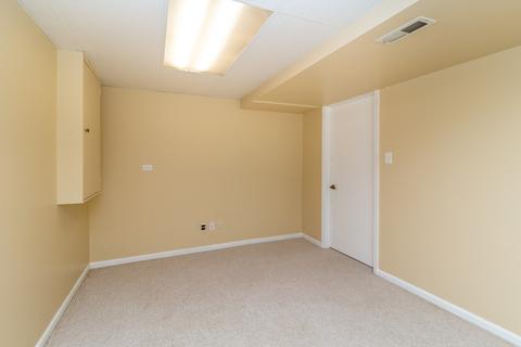 1958 Crescent Ln, Hoffman Estates, IL 60169 photo 36