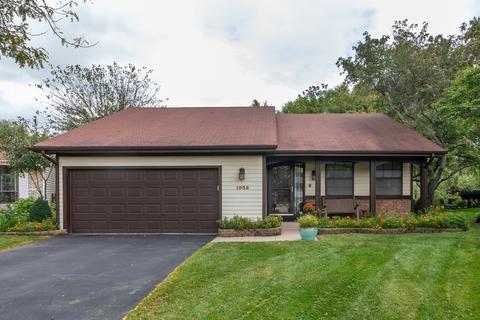 1958 Crescent Ln, Hoffman Estates, IL 60169 photo 1