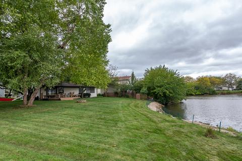 1958 Crescent Ln, Hoffman Estates, IL 60169 photo 46