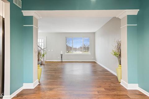1432 Snow Drift Cir, Bartlett, IL 60103 photo 8