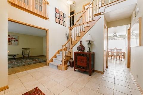 800 N Cherry St, Addison, IL 60101 photo 3