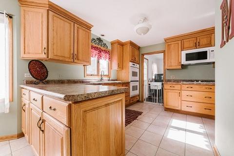 800 N Cherry St, Addison, IL 60101 photo 12