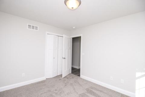 67 Fedor Cir, Bloomington, IL 61705 photo 23