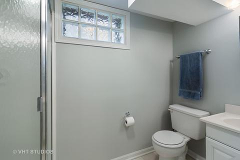425 Aurora Way, Wheaton, IL 60187 photo 10