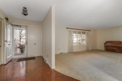 1315 Joan Way, Normal, IL 61761 photo 2