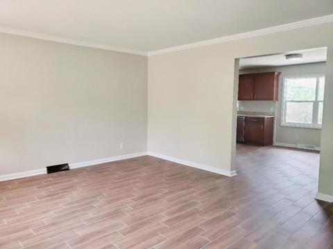1741 Daisy St, Aurora, IL 60505 photo 3