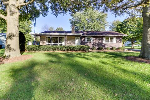 1120 N Linden St, Normal, IL 61761 photo 1