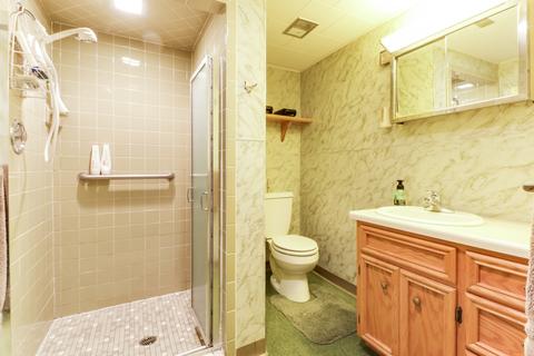 1120 N Linden St, Normal, IL 61761 photo 24