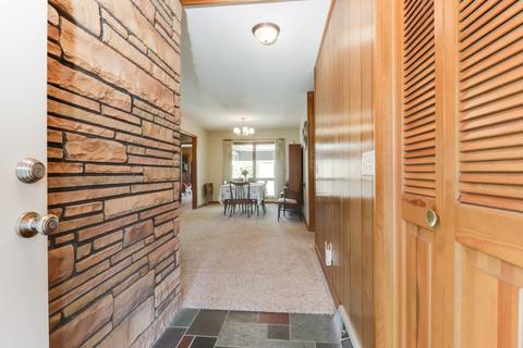 1120 N Linden St, Normal, IL 61761 photo 3