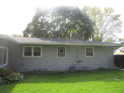 1012 Jasper Dr, Mchenry, IL 60051 photo 2