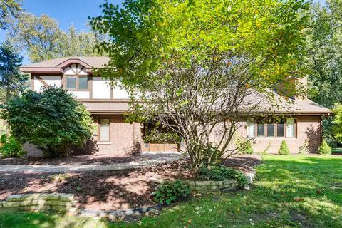 1520 Easy St, Elgin, IL 60123 photo 2