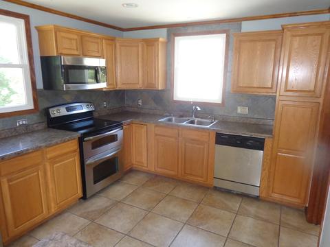 711 Elm St, Maple Park, IL 60151 photo 8