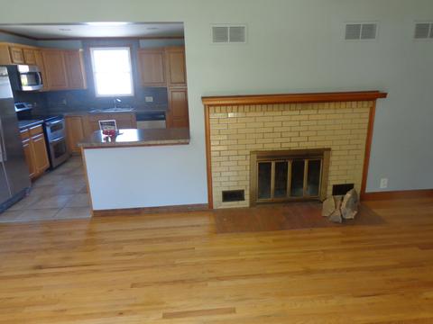 711 Elm St, Maple Park, IL 60151 photo 4
