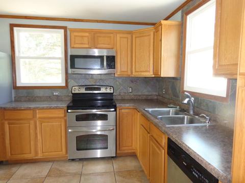 711 Elm St, Maple Park, IL 60151 photo 7