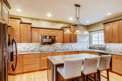 1908 Spring Valley Dr, Elburn, IL 60119 photo 9