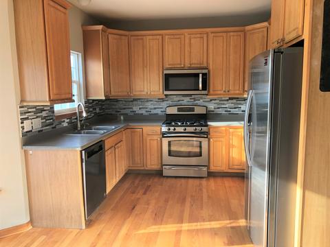 16316 S Arbor Dr, Plainfield, IL 60586 photo 5