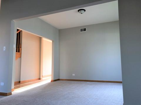 16316 S Arbor Dr, Plainfield, IL 60586 photo 3