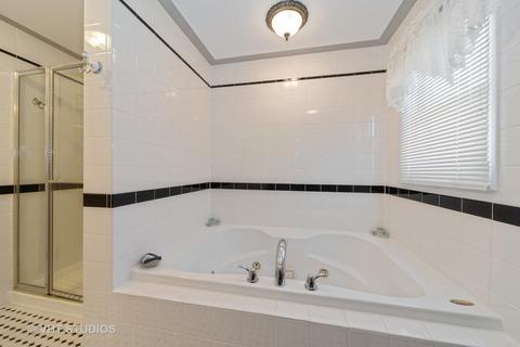 2228 Erika Dr, Broadview, IL 60155 photo 8