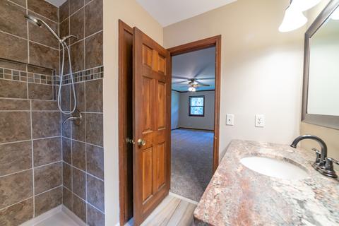 915 Surrey Ln, Algonquin, IL 60102 photo 14