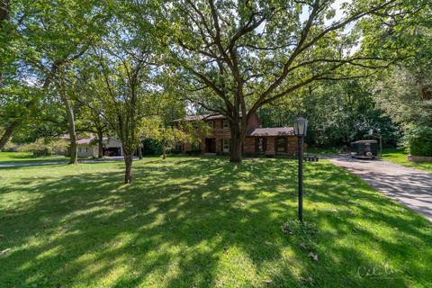 915 Surrey Ln, Algonquin, IL 60102 photo 3