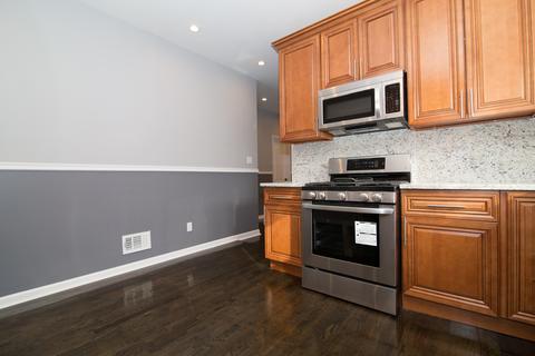 25 E 123rd St, Chicago, IL 60628 photo 10