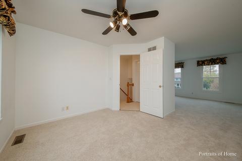 985 Westgate Dr, Aurora, IL 60506 photo 18