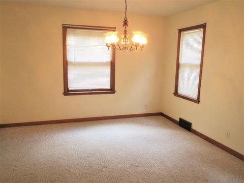913 Eustace Dr, Dixon, IL 61021 photo 10