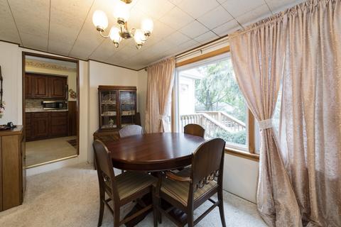 207 Park Rd, Lakemoor, IL 60051 photo 9