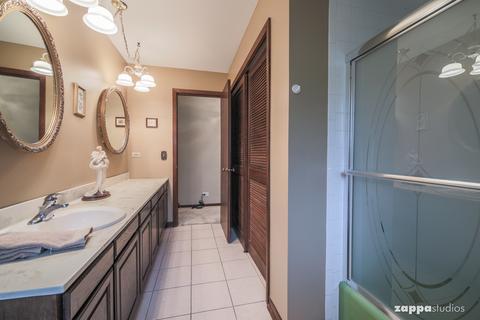 513 S Cherry St, Itasca, IL 60143 photo 12