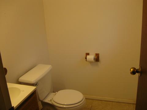 1870 Ashley Rd, Hoffman Estates, IL 60169 photo 10