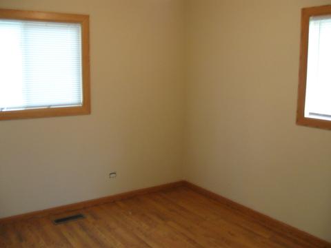 1870 Ashley Rd, Hoffman Estates, IL 60169 photo 11