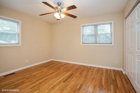 625 Flagstaff Ln, Hoffman Estates, IL 60169 photo 9