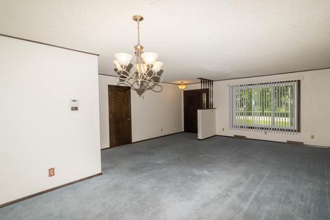 310 W Erickson Gate, Lee, IL 60530 photo 11