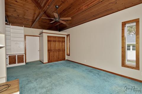 1005 Hayden Dr, Mchenry, IL 60051 photo 9