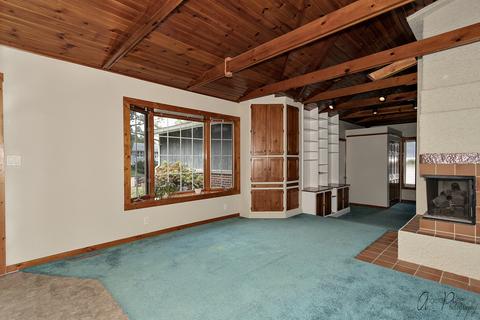 1005 Hayden Dr, Mchenry, IL 60051 photo 4