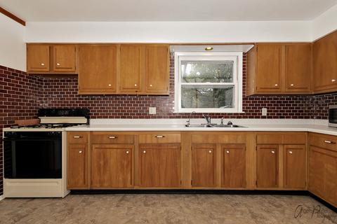 1005 Hayden Dr, Mchenry, IL 60051 photo 13