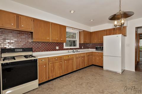 1005 Hayden Dr, Mchenry, IL 60051 photo 12