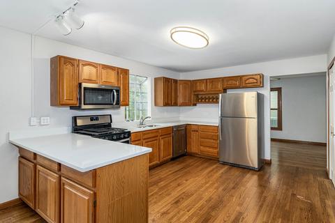 3121 Mini Dr, Wadsworth, IL 60083 photo 4