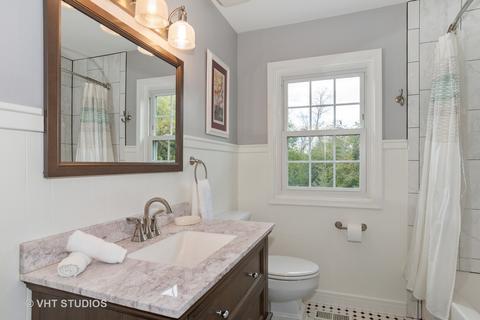 1160 S Appletree Ln, Bartlett, IL 60103 photo 15