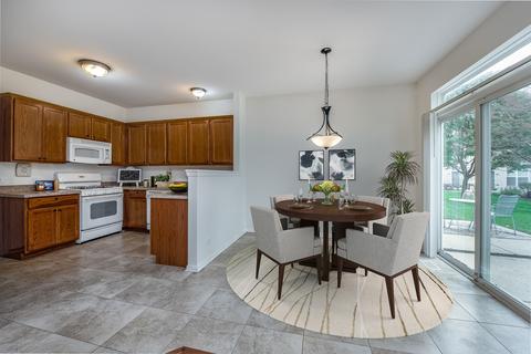 2389 Sunshine Ln, Aurora, IL 60503 photo 8