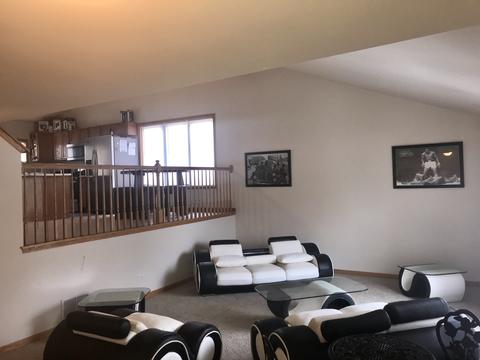 16048 St Louis Ave, Markham, IL 60428 photo 2