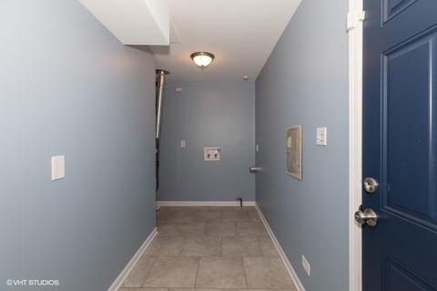 15335 Maple Ln, Markham, IL 60428 photo 9
