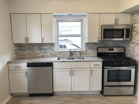 625 E 155th St, Phoenix, IL 60426 photo 3