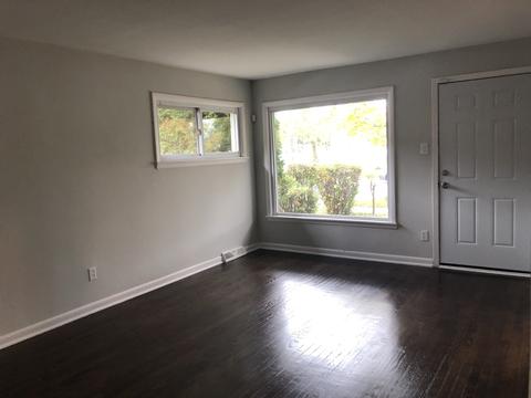 625 E 155th St, Phoenix, IL 60426 photo 2