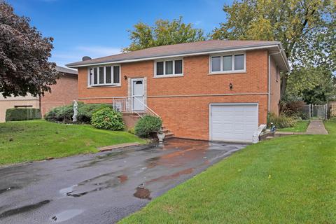 7706 S 78th Ct, Bridgeview, IL 60455 photo 1