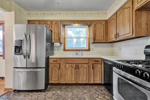 7706 S 78th Ct, Bridgeview, IL 60455 photo 9