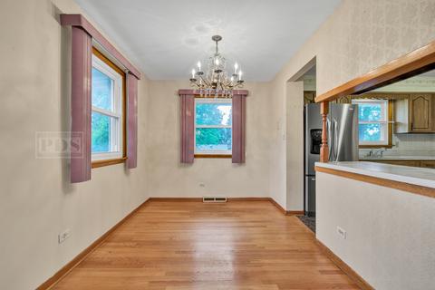 7706 S 78th Ct, Bridgeview, IL 60455 photo 6