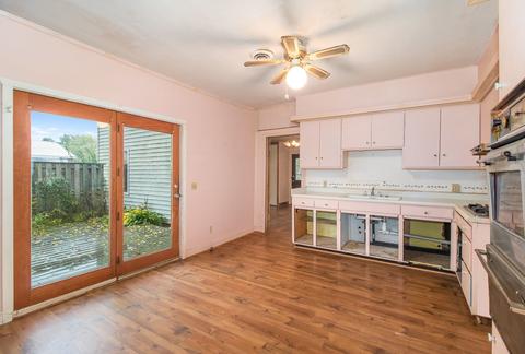 401 S Ayer St, Harvard, IL 60033 photo 5