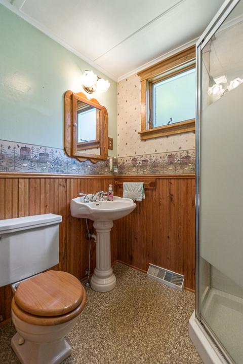 146 N Porter St, Elgin, IL 60120 photo 8