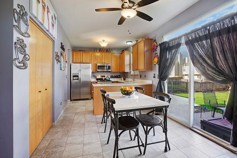 7417 Kenicott Ln, Plainfield, IL 60586 photo 4